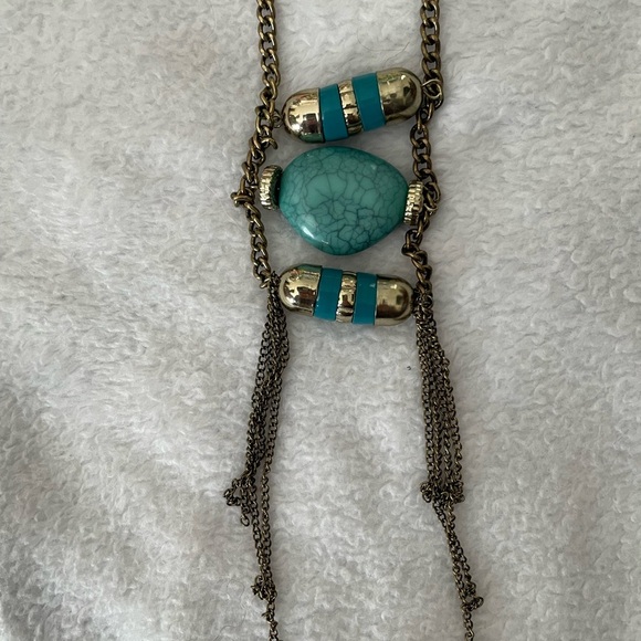 Gold and turquoise NWT necklace - Picture 2 of 9
